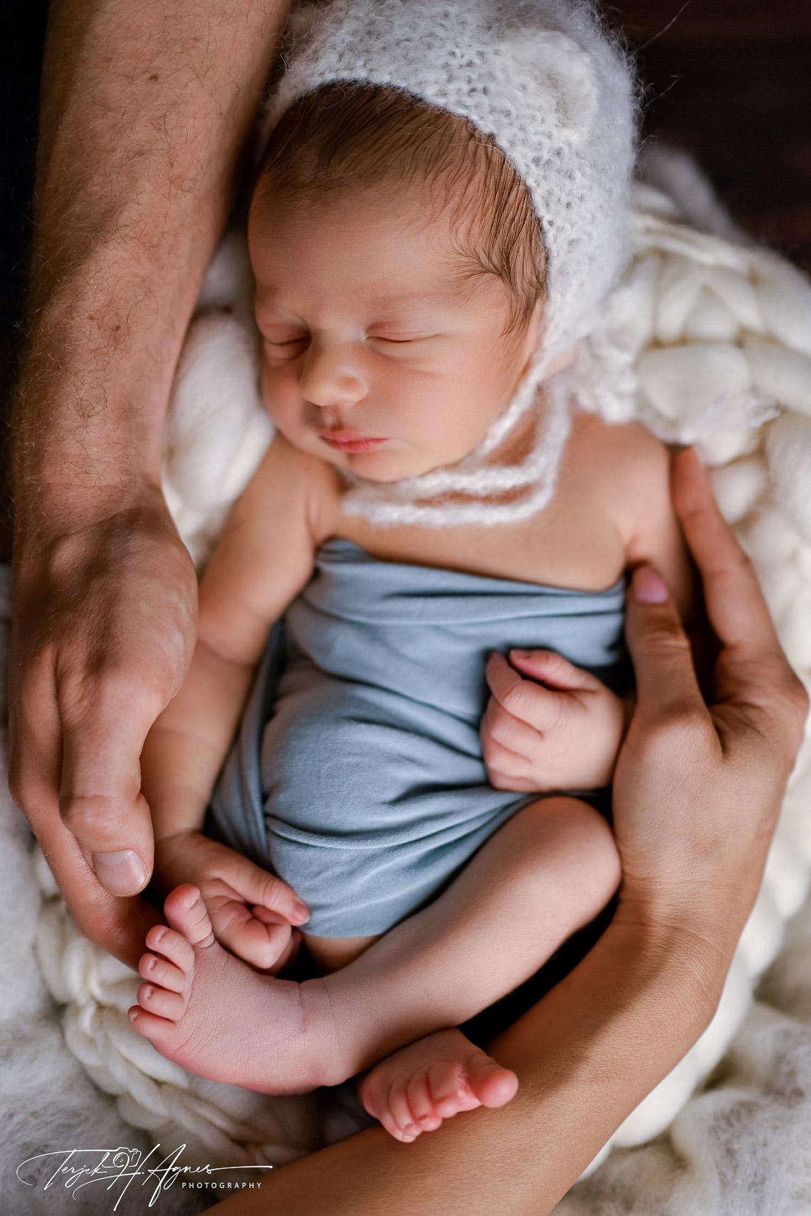 Szilárd-Zs-és-R-kezek